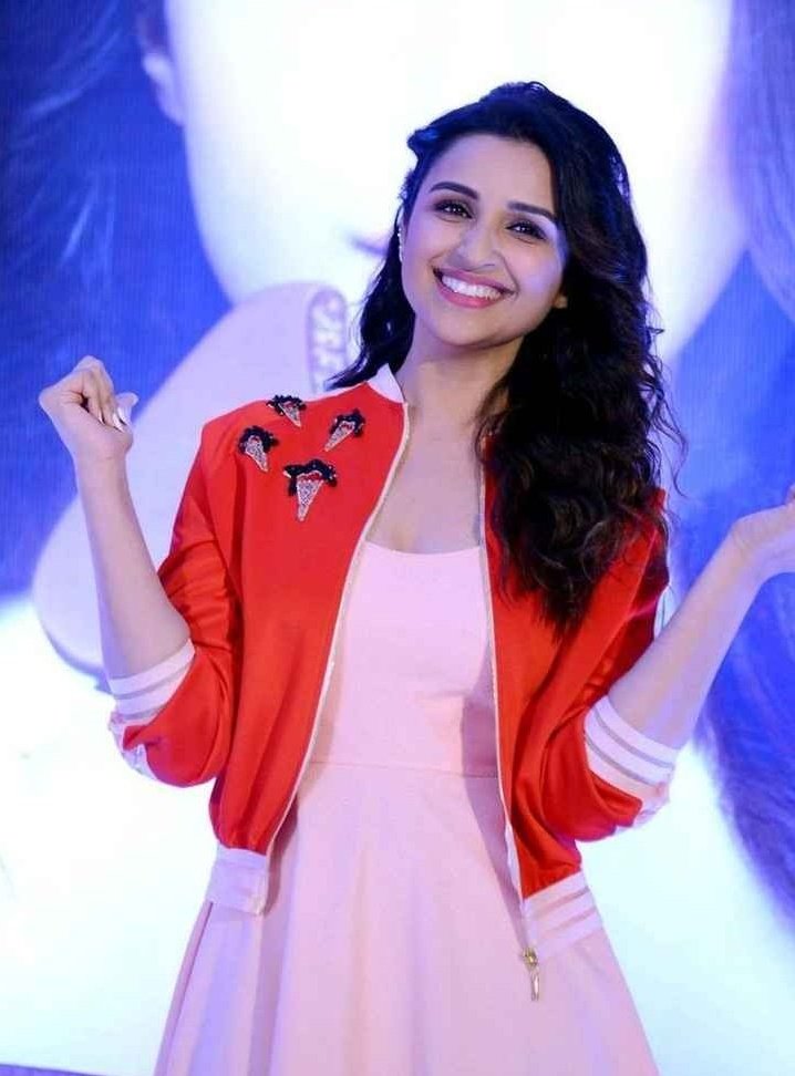  wish you a very happy birthday parineeti Chopra mam God bless you and love you 