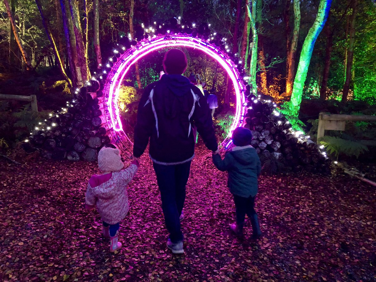 Knutty Mums tweet media