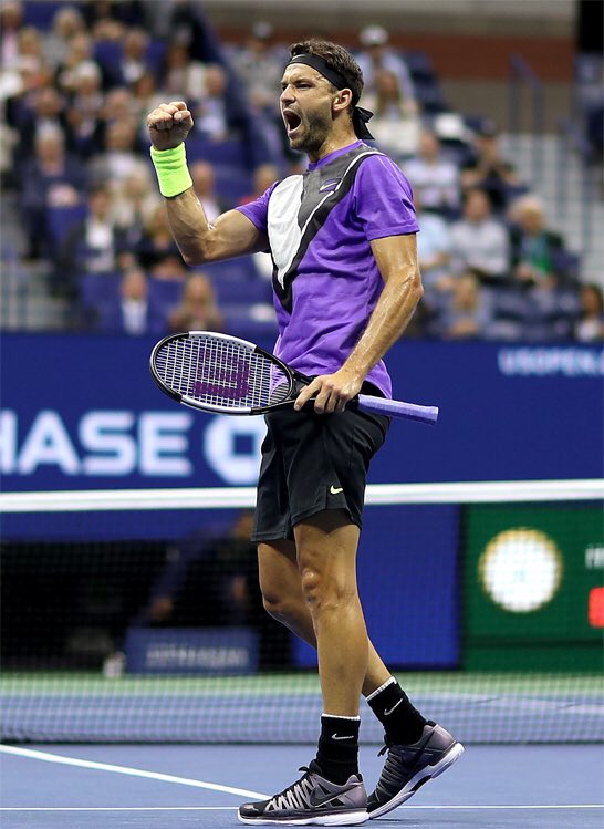 ロイヤリティフリー ディミトロフ ラケット 破壊 人気のある画像を投稿する