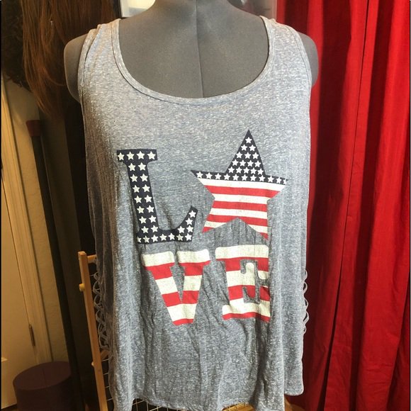 BoutiqueTru's tweet photo. So good I had to share! Check out all the items I'm loving on @Poshmarkapp #poshmark #fashion #style #shopmycloset #acuity #lularoe #torrid: https://t.co/o714P0yMTH https://t.co/qXi14WYQ2k