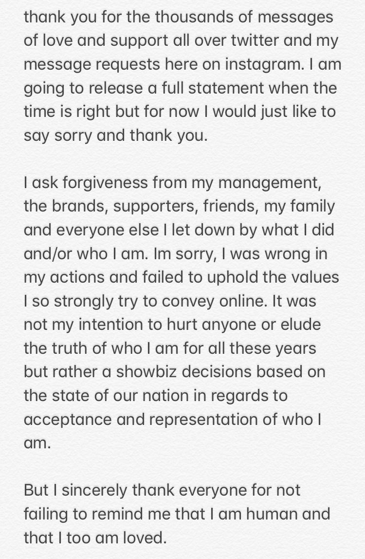 alexandermcdizz's tweet photo. Today we champion change. 🌱🤘🏻🏳️‍🌈 https://t.co/Ka2nAN48Sv