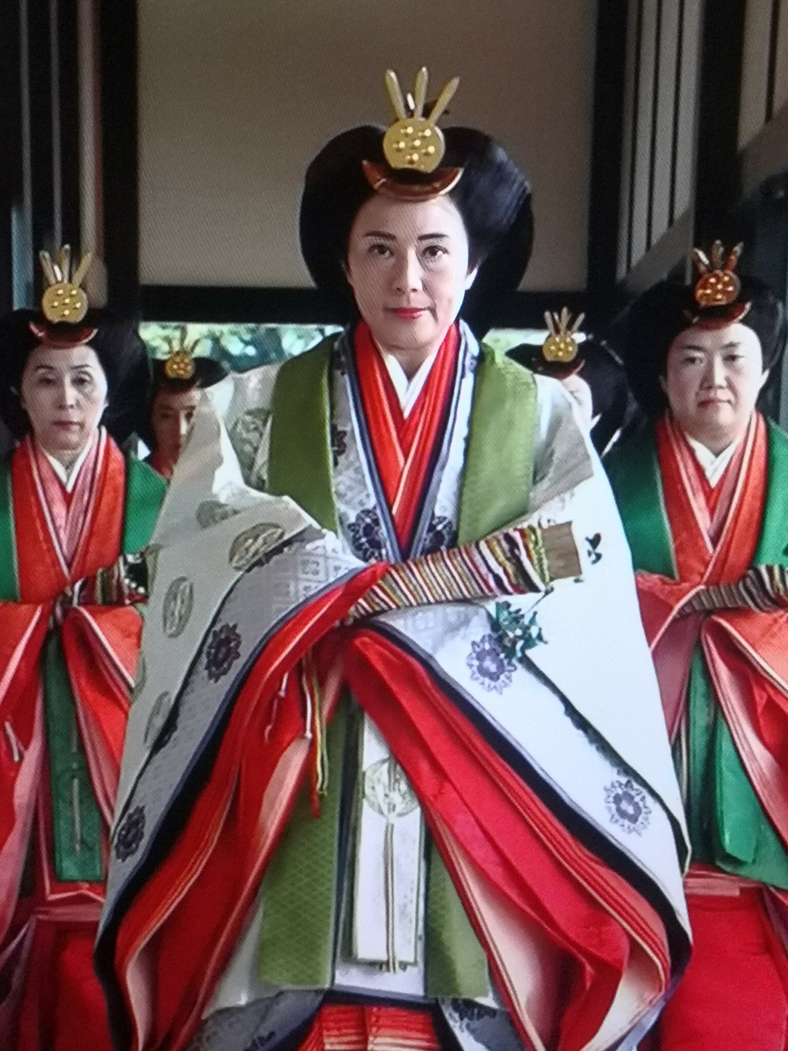 美しい雅子さまの隣に映るのは 角野卓造じゃね わ が頭をよぎる 話題の画像プラス 美しい雅子さまの隣に映るのは 角野卓造じゃね わ が頭をよぎる 話題の画像プラス