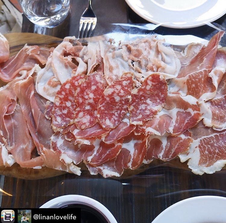 parma_food's tweet photo. Repost from @ linanlovelife
when #inparma #parma 😊#parmafoodlovers #parmafood #foodexperience #clickandeat https://t.co/8PvM9bUYpd
