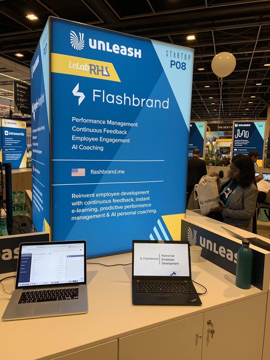 flashbrand tweet picture