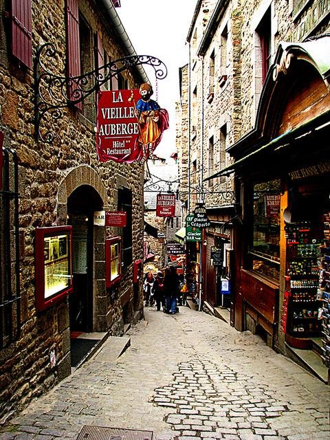 Calle de Mont Sant Michele.