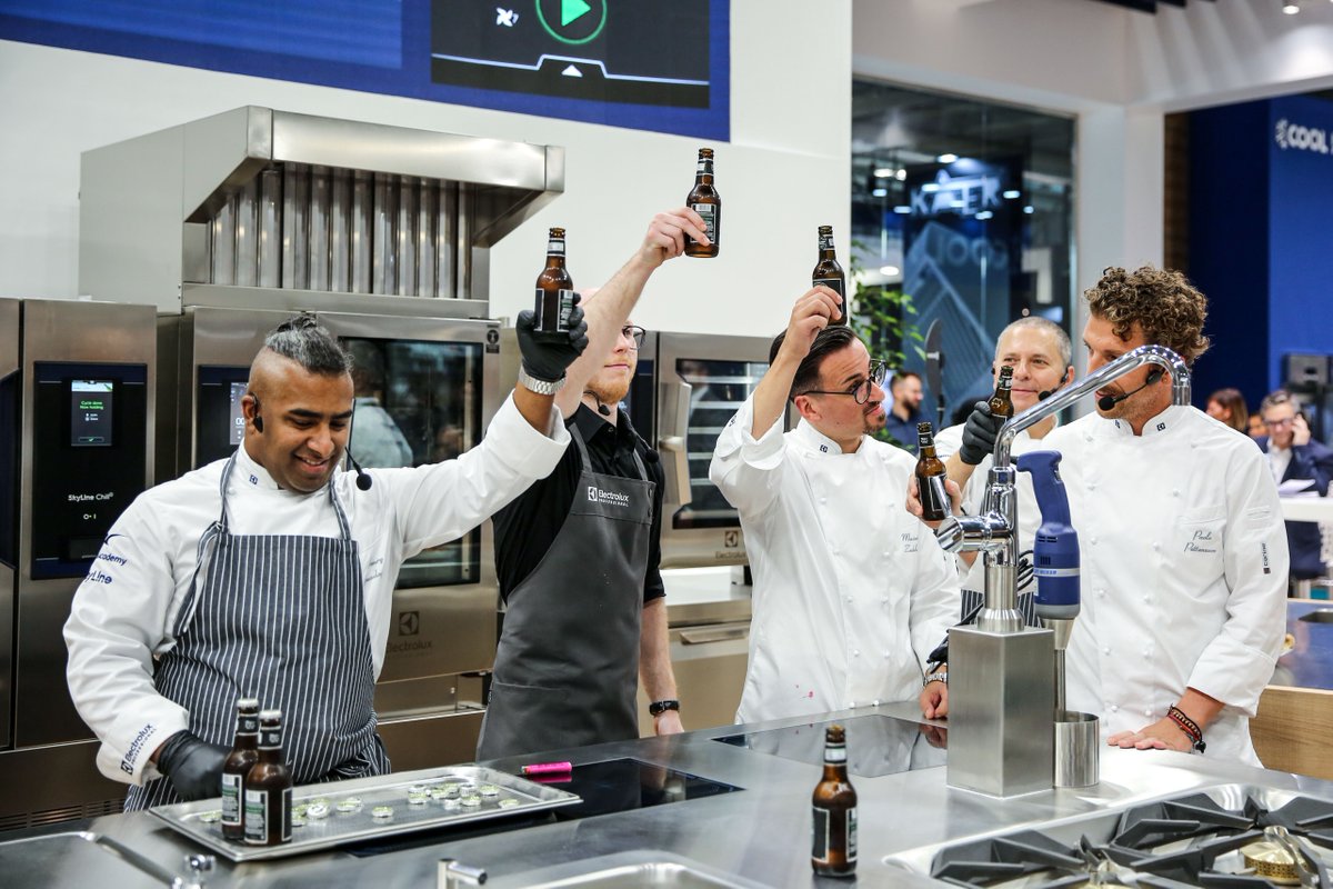 ElectroluxProFR's tweet photo. Découvrez quelques photos du salon @HostMilano qui se tient jusqu'à ce soir à Milan ! 👨🍳 #whatifone #host2019 #hostmilano2019 #hostmilano #ElectroluxPro https://t.co/4Q6nIa79tl