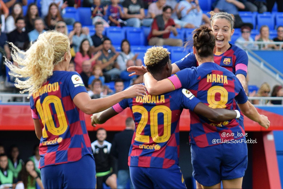 Ellas Son Fútbol (@ellassonfutbol) on Twitter photo ‼️ #PrimeraIberdrola
📸 Fotogalería <a href="/PrimerIberdrola/">Primera Iberdrola</a>
⚽ <a href="/FCBfemeni/">FC Barcelona Femení</a> vs @EdfFemenino
👤 <a href="/eva_bove/">Eva Bové Mateu</a>
🔗⬇️
facebook.com/pg/ellassonfut… ‼️ #PrimeraIberdrola
📸 Fotogalería <a href="/PrimerIberdrola/">Primera Iberdrola</a>
⚽ <a href="/FCBfemeni/">FC Barcelona Femení</a> vs @EdfFemenino
👤 <a href="/eva_bove/">Eva Bové Mateu</a>
🔗⬇️
facebook.com/pg/ellassonfut…