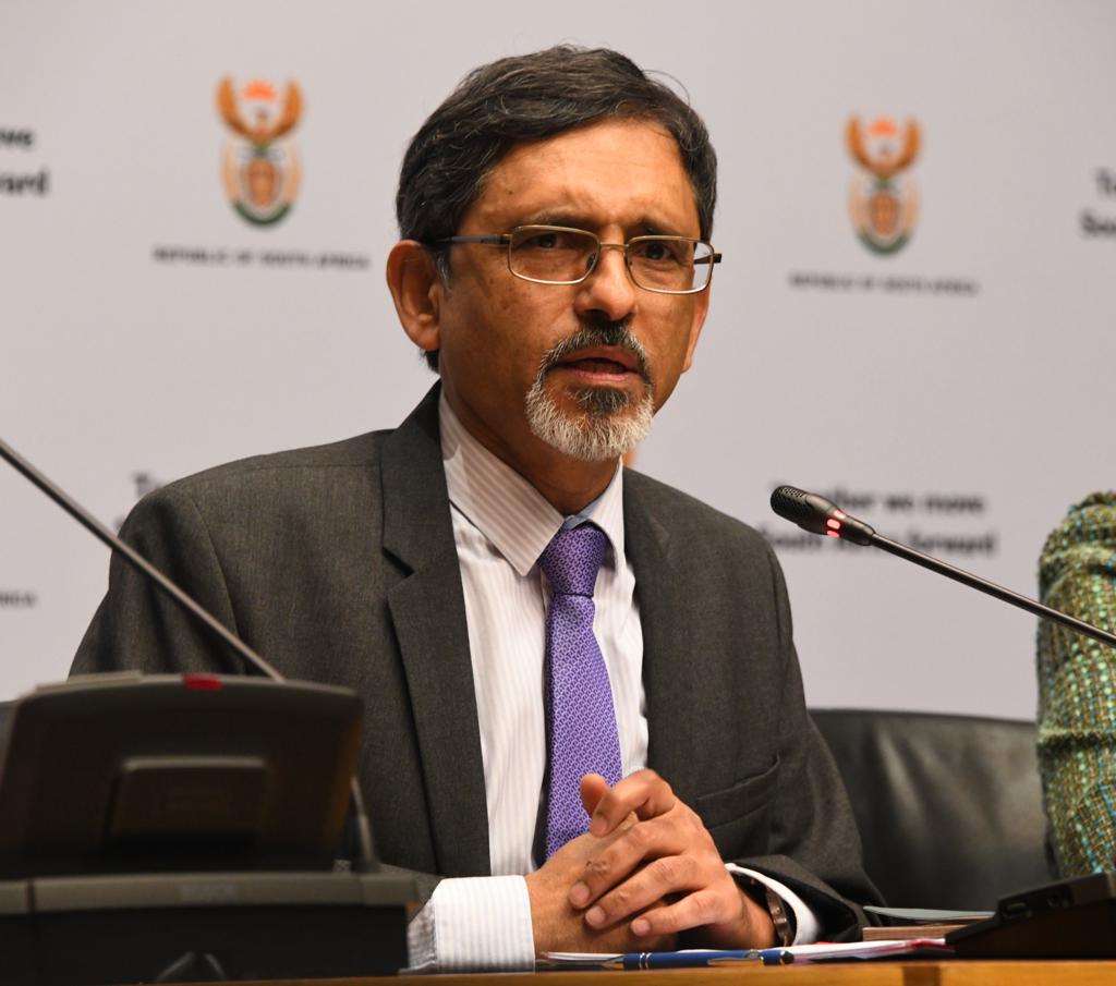 Minister Patel: As part of governments drive to improve the investment climate and ease of doing business, a e-business portal will be launched to enable easier registration of companies with SARS, CIPC and for BEE requirements. #SAInvesmentConference #SAIC19 #InvestSA