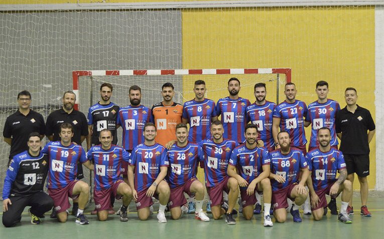 CatHANDBOL (@cathandbol) on Twitter photo RESUM #LligaCatH: El líder cau a Sabadell i el <a href="/Clubhandbolgava/">Club Handbol Gavà</a> es queda sol davant
➡️ cathandbol.cat/catalanes/llig… RESUM #LligaCatH: El líder cau a Sabadell i el <a href="/Clubhandbolgava/">Club Handbol Gavà</a> es queda sol davant
➡️ cathandbol.cat/catalanes/llig…