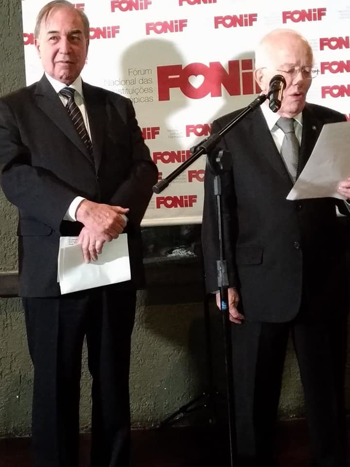 somosfonif's tweet photo. O FONIF realizou ontem uma homenagem a 3 pessoas que se dedicam ao fortalecimento da causa filantrópica: Dr Ives Gandra da Silva Martins, o Deputado Federal Antonio Brito e Dr Sergio Monello receberam o título de personalidade emérita da filantropia. https://t.co/411kMkFVe6