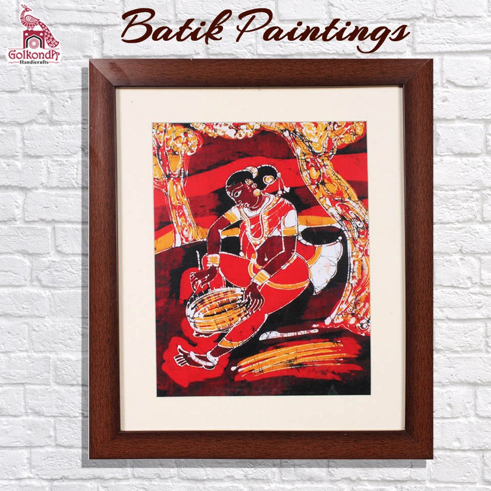 #BatikPaintings are the legacy of a 2000-year old ancient painting tradition, with a unique charm of its own.
#Batik #BatikPaintings #BatikPrinting #BatikHandlooms #BatikTechnique #GolkondaHandicrafts