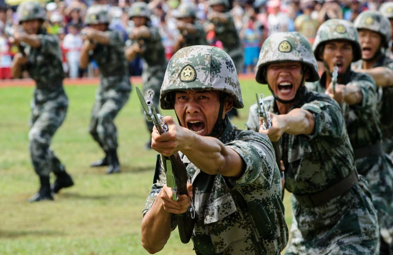 RussiaInsider's tweet photo. Is Syria Withdrawal a Prelude to a US Build-up Against China? https://t.co/dNr7FZ57Ix https://t.co/bTaSRWuc9N