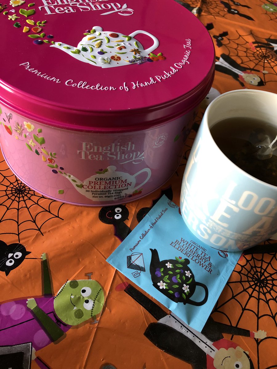 CarrieMHardman's tweet photo. I drink way more tea than is probably healthy, so decided to try some new organic flavours to mix things up a bit.
So, still drinking tea... 😂
#WritingCommunity #amwriting #tea #addictedtotea @etsteas https://t.co/GH9ZlWgVYe