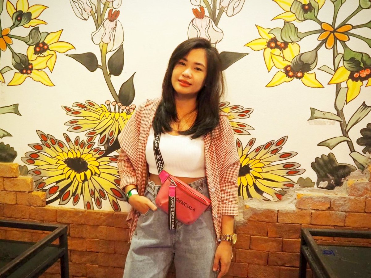 Monny__Monny's tweet photo. นอกจากชื่อเรา ยังมีอย่างอื่นอีกไหมที่เทอพอจำมันได้....
#ชอบผู้หญิง #มีแฟนเป็นผู้หญิงโคตรมีความสุข https://t.co/ioGHYRdLK2