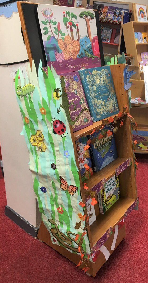 LowestoftLib's tweet image. Isn&apos;t nature wonderful! 🐍🦎🐞🦋🐝🐬🐊🦞🌳🍀🌾🌷 #wondersofnature @readingagency @dkbooks #lowestoftlibrary #lowestoft #library #libraries #librarydisplay #bookdisplay #nature #books
