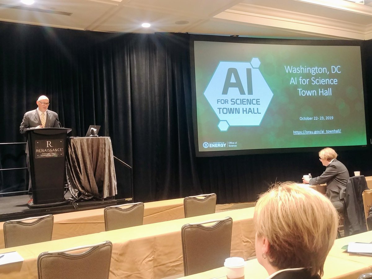 climate_dude's tweet image. Chris Fall from @doescience kicks off the #AIforScience Town Hall