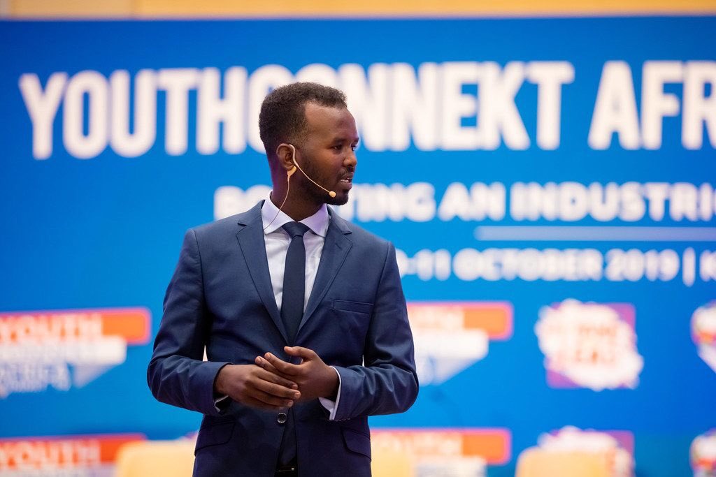 Mooinspires's tweet image. My goal is &amp;amp; was always clear-setting example for youth on how to get unstuck, discover &amp;amp; courageously fulfil their potential, tell thier stories &amp;amp; see the major role they can play in their community. How do I do that? through role-modelling &amp;amp; setting standards for excellence.