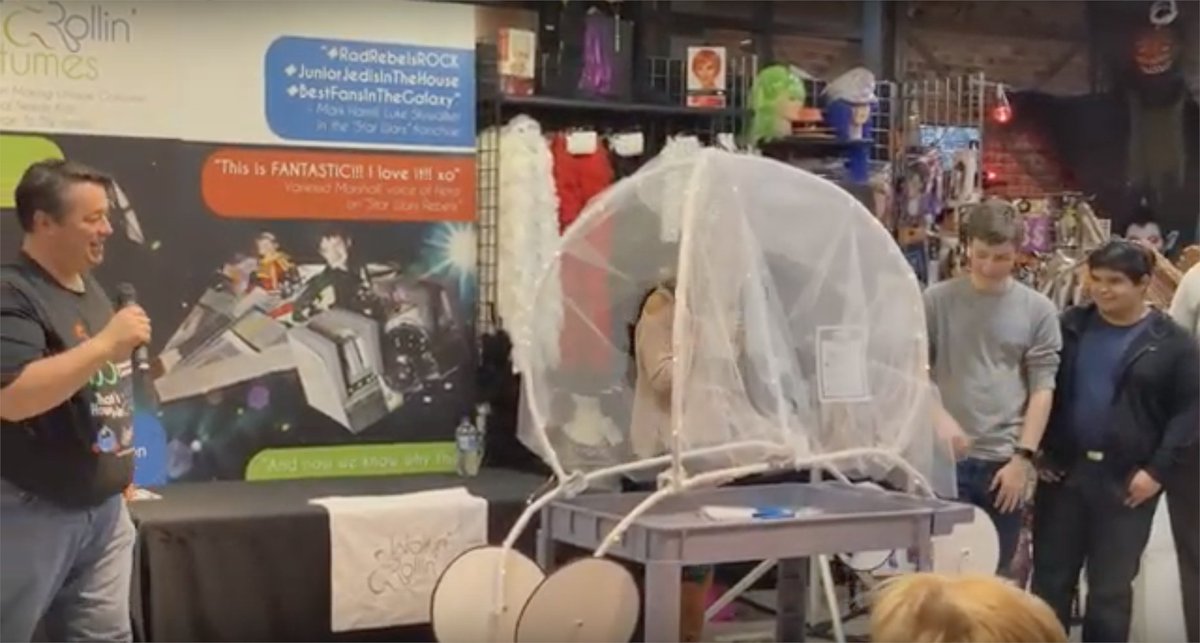 WalkinNRollin's tweet photo. Zoe received her ticket to the ball and a new Cinderella Coach wheelchair costume! Thank you to the students at @RockhurstHS High School for building this beautiful costume for her. 

https://t.co/nARQwmoTS2

@Disney #wheelchaircostume #wheelchaircosplay #cosplay4all #cosability https://t.co/yUxYYcnl5g