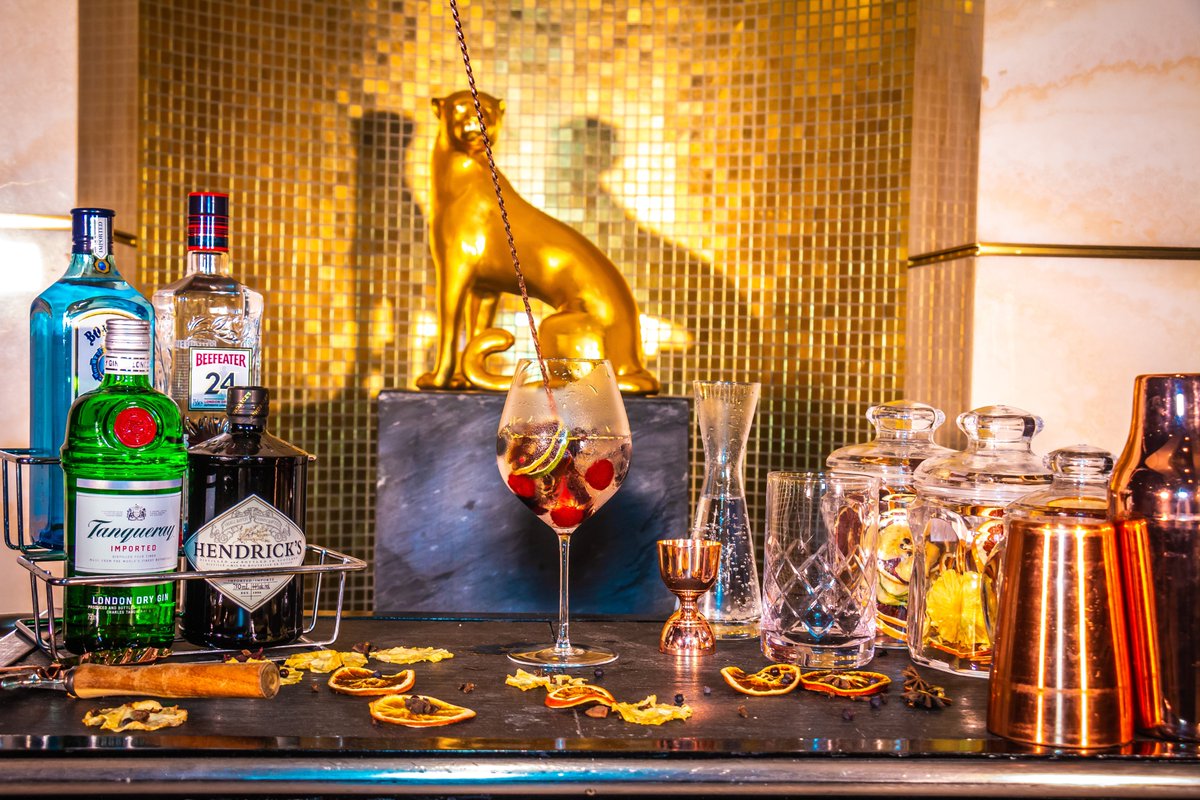 Alle, die beim Netzticker der <a href="/Netzwoche/">Netzwoche</a> angemeldet sind, können jetzt für die Masterwahl von bestofswissapps.ch abstimmen! Und natürlich live aus dem Saal bei der Gala am 6.11. 🏆🍾