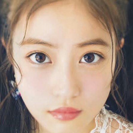 イケネキ 歯列矯正とボディメイク 私 眉毛がめっちゃ太くて長いから 中学生くらいから抜く カット が当たり前だった でも今田美桜ちゃんとか新木優子ちゃんの眉毛の感じ 自分に似てないか 伸ばしても可愛いのでは と思いここ1ヶ月くらい眉毛のお