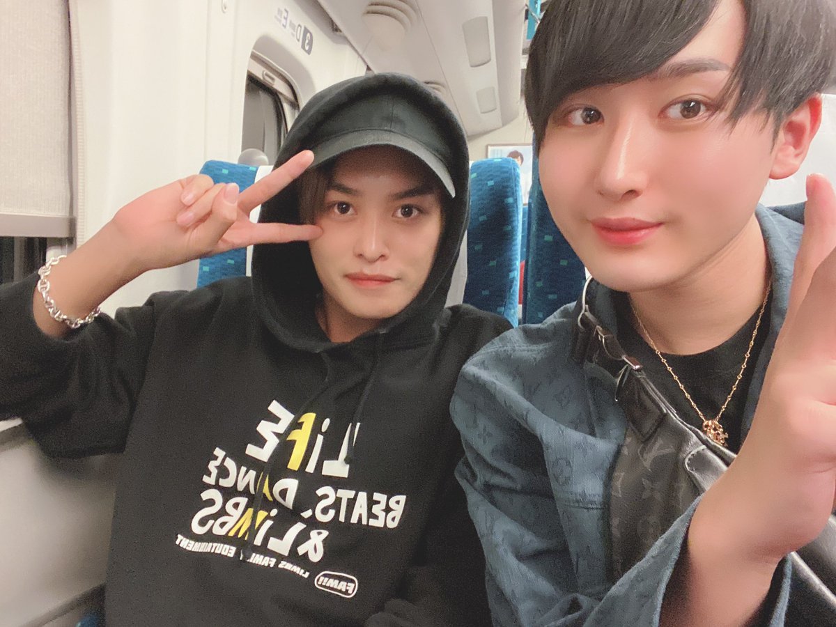 明日のショー Ar Twitter 俺 明日 のショーだから 明日のショー Ar Twitter 俺 明日 のショーだから