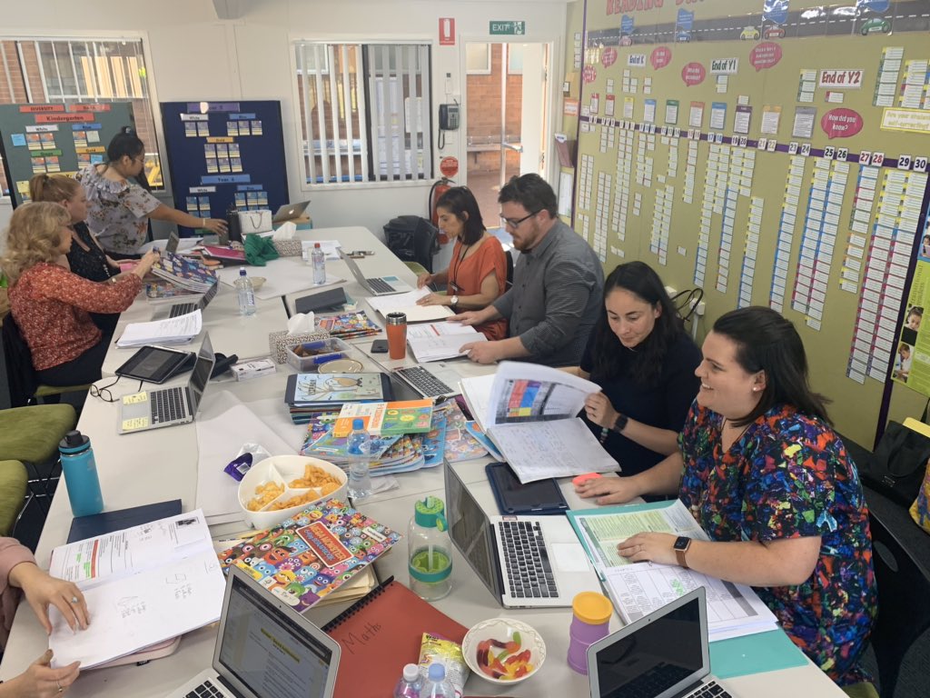 Elizabeth Carrington tweet media