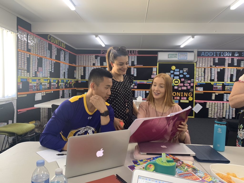 Elizabeth Carrington tweet media