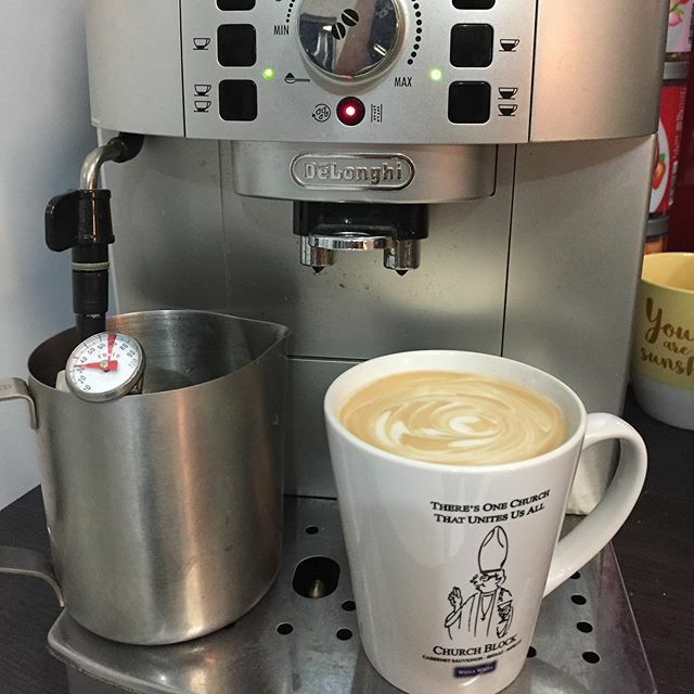 ScottLinden's tweet photo. Coffee!! I’d be lost without this machine at home. #coffee #caffeine would rather have a #churchblock though. https://t.co/XB9Es8FSYT https://t.co/m0xxpclOPW