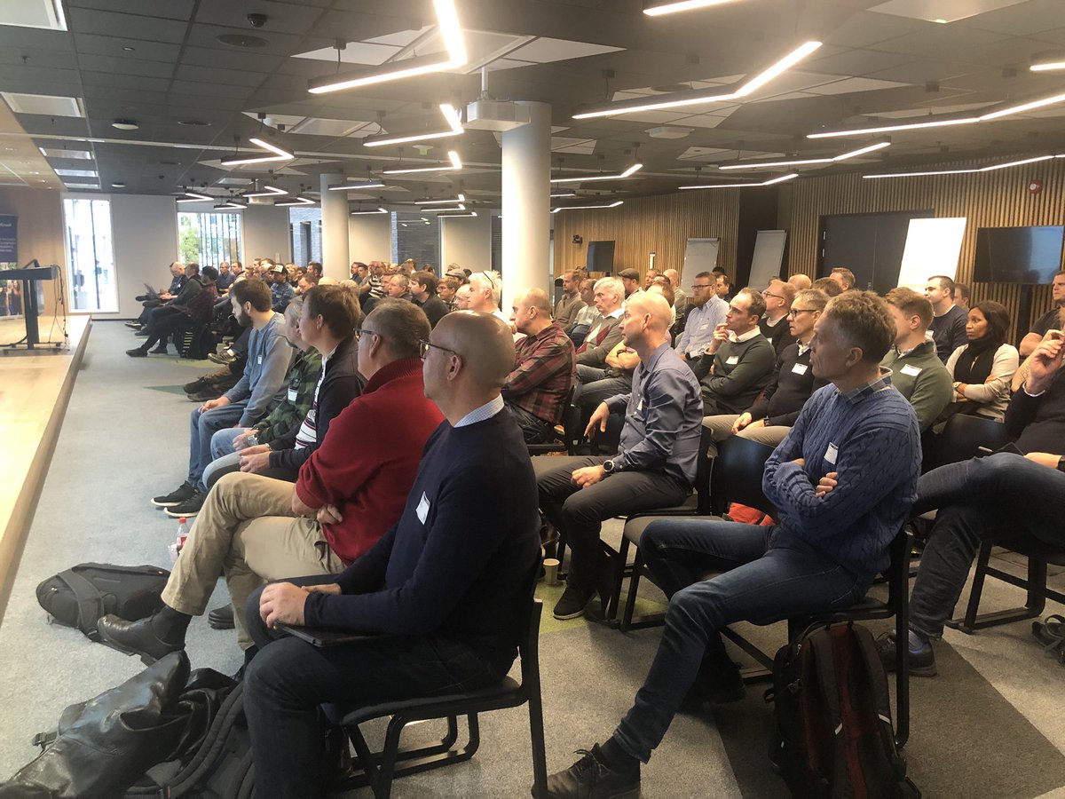 JankeSkanke's tweet photo. @ccmexec is taking us through App Management with #MSIntune @SCUGNorway #Scugno https://t.co/TSs1pIaxC0