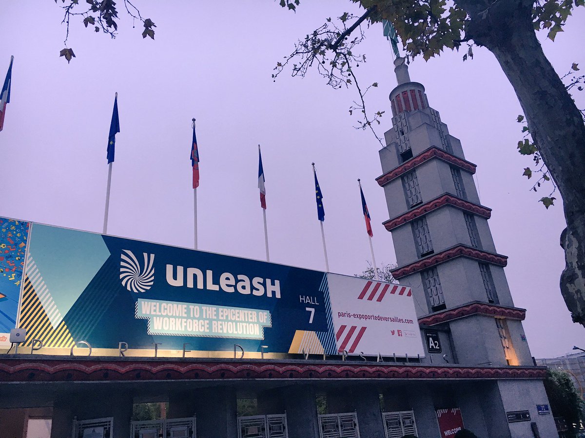 EmmaMi11er's tweet photo. Really excited to be geeking out at the #unleash19 conference today 🤓 #workforcerevolution https://t.co/3GzrOcPqHh