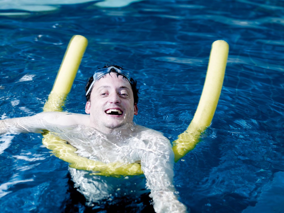 DolphinSwim11's tweet photo. @FreedomTLC #accessible swim sessions launching 4th Nov! Join us! Cliff Bush 07752 054370 for details. £2 a #swim, no need to book, just turn up ready for 1:30pm swim! @oxted_news https://t.co/4v0VfE2okw