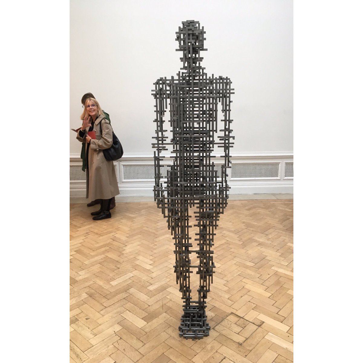 fionasculpture's tweet photo. Fabulous #artexhibitions
Antony Gormley @royalacademy & Olafur Eliasson @Tate #scale #viewpoints #sketchbooks #drawinginspace #immersiveinstallations #light #glacialmelt #olafureliasson
#antonygormley #body
#trace #sculpture #matter https://t.co/tiAejG79br