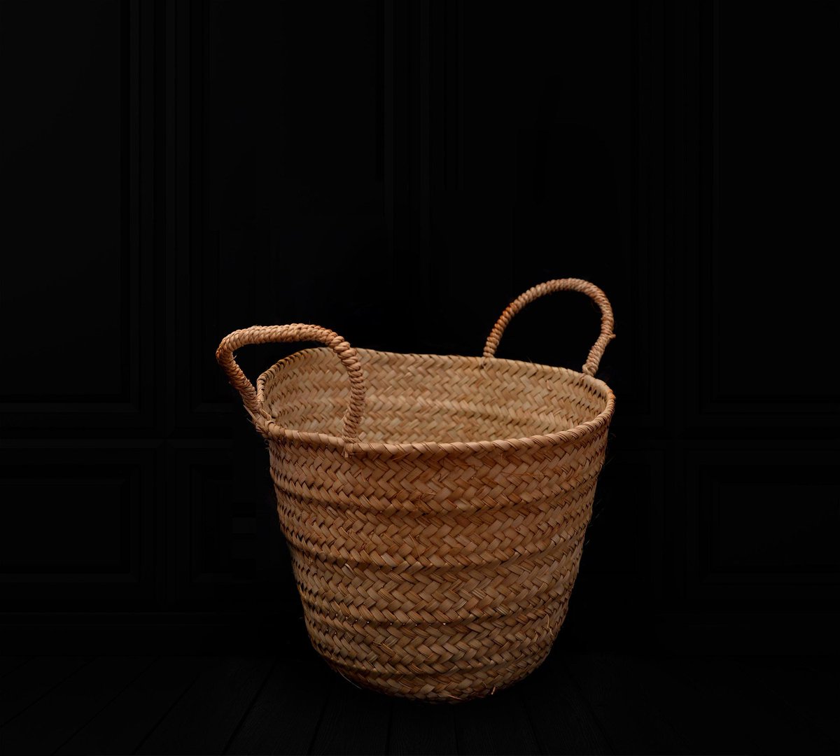 Hadiza Hand Woven Laundry Basket ...N4,900 only. DM for yours.. #Handmadecraft#handmadecraftsforsale#africanculture#proudynaija#naijaartsmarketplace