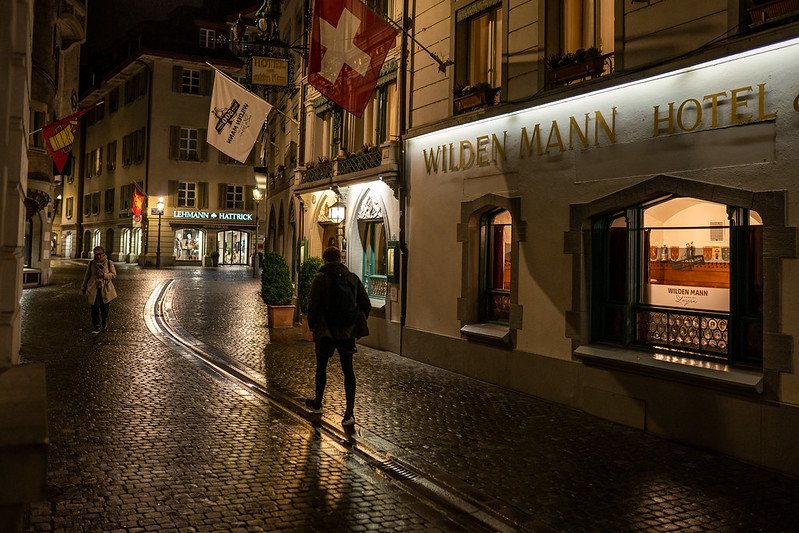 STnet.ch tweet media