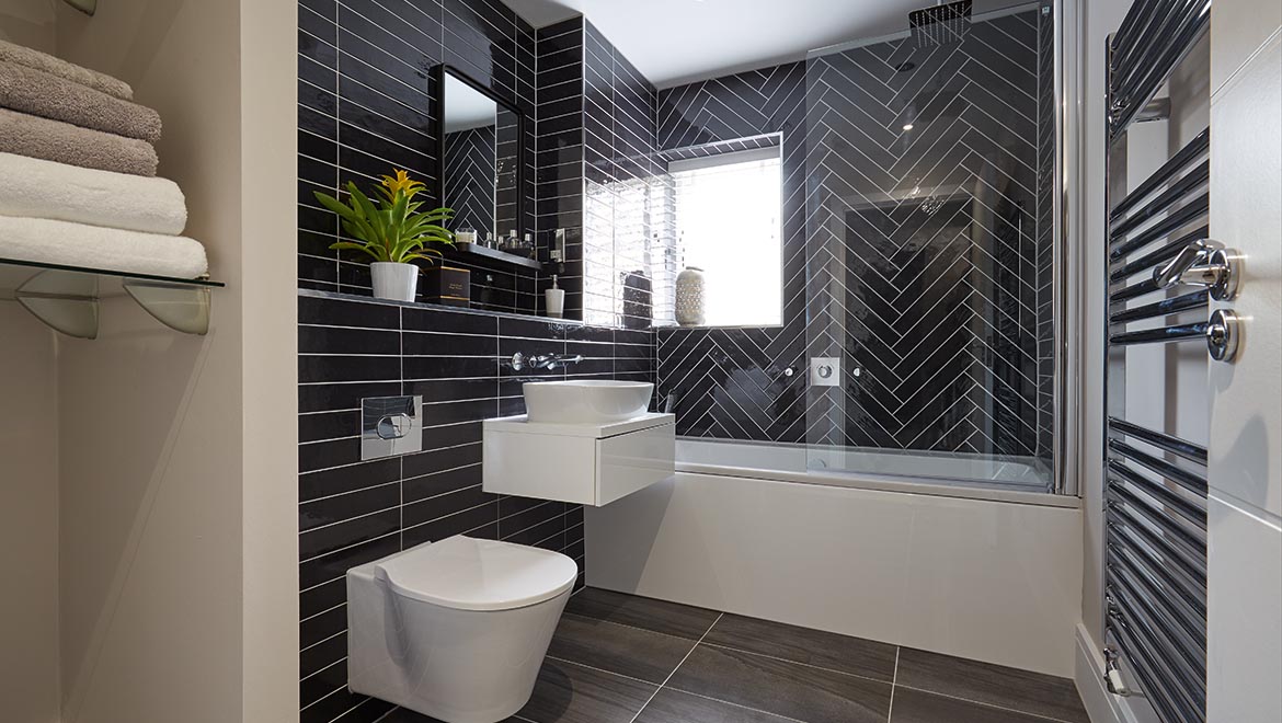 AvantHomes's tweet photo. In the spotlight: The Cotham, Birkey Heights! One of the final homes available, this 5-bed, 3-bath spacious home features an integral double garage, bi-fold doors, integrated kitchen, and plenty of hidden storage. It’s #MoreHometoBeginWith at its finest👌 https://t.co/RCU75KBsQV https://t.co/IBAKF8Nj3X