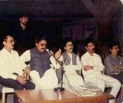 KhanzadMubeen's tweet photo. یہ حوصلے، تسلیاں رکھئیے سنبھال کر
مرشد وہ میرا قاٸد__ میری کائنات ہے....
#IstandWithAltaf
@NdmEhsan @Sufyan_Yusuf @masifqazi_ @NadeemS96677284 @mhashimazam @imohdfaisal @shahzad6362593 @samiuddinshah @ShaziaTrue @khalid_beena @TheTeamALTAF @mhashimazam @Asif_Altafi https://t.co/1URZA90fo3