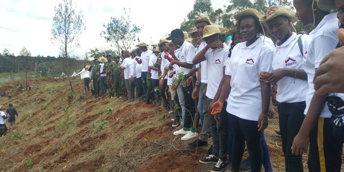 arnold_olando's tweet photo. Equity Bank cerebrating 35yrs since it started its operations in Kenya by planting  5000 trees at Ngong forest #Ghettoradionews https://t.co/kNpb6pKwYM