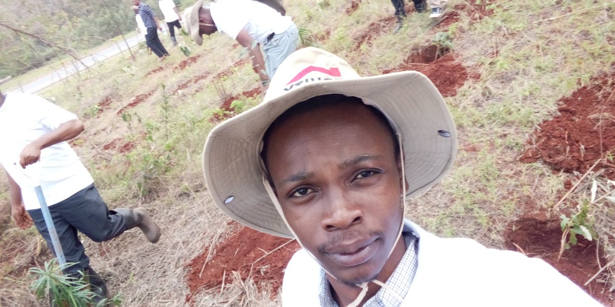 arnold_olando's tweet photo. Equity Bank cerebrating 35yrs since it started its operations in Kenya by planting  5000 trees at Ngong forest #Ghettoradionews https://t.co/kNpb6pKwYM
