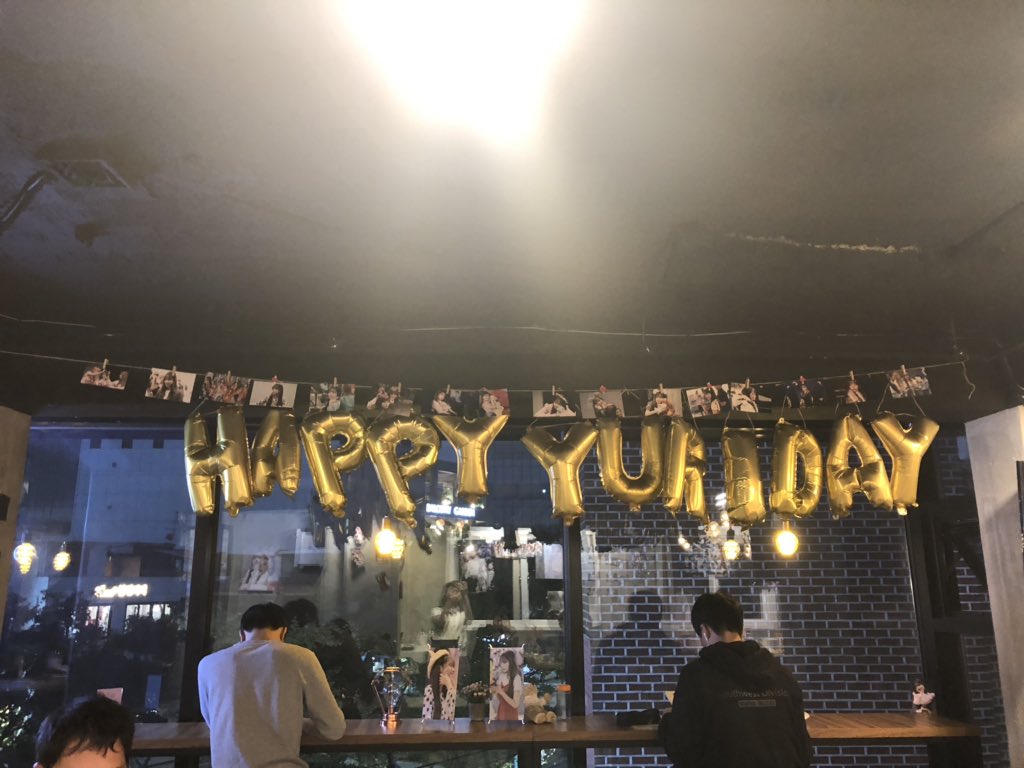 Yeonwoo0630's tweet photo. ユリ〜🥰 https://t.co/vNVRJf6xv1