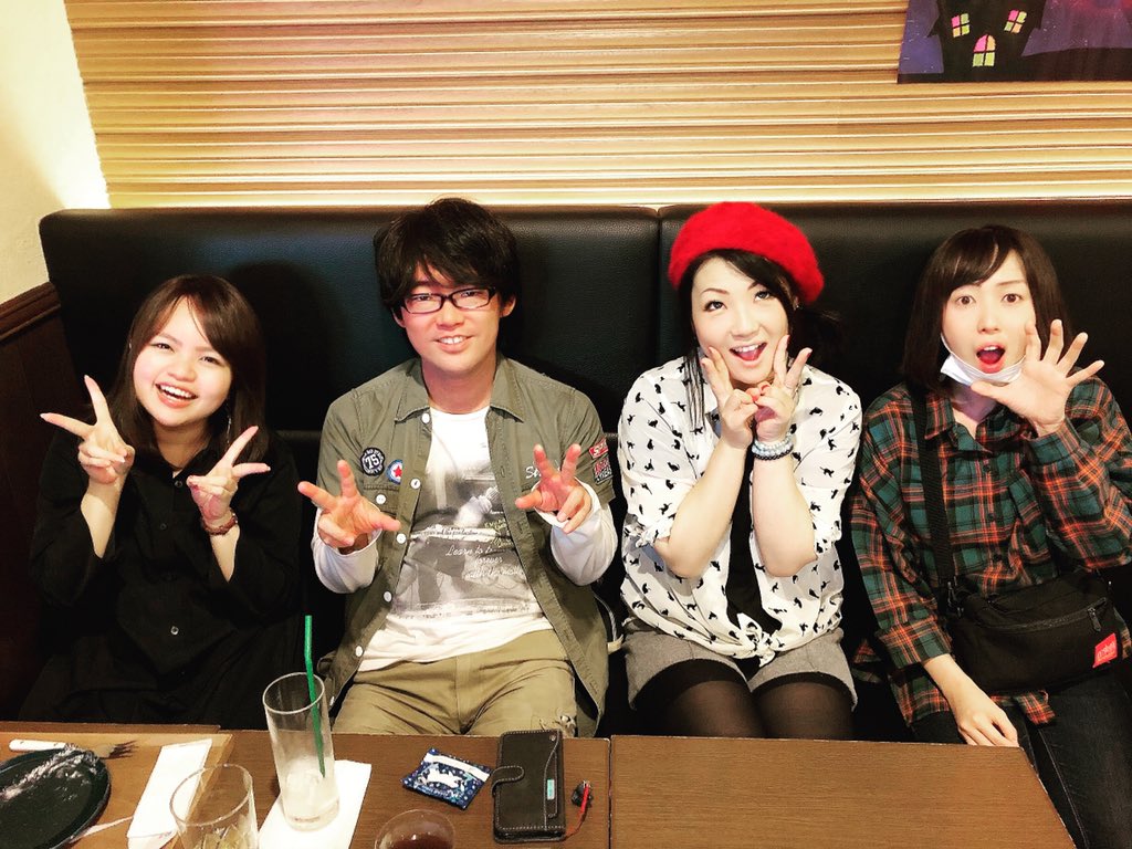Butterfly_ENA's tweet photo. MAGARINARIにて。
もはや、CRTCだよねw
#MAGARINARI
#CRTC
#ChainedRockTriangle https://t.co/rWAAkmB5lT