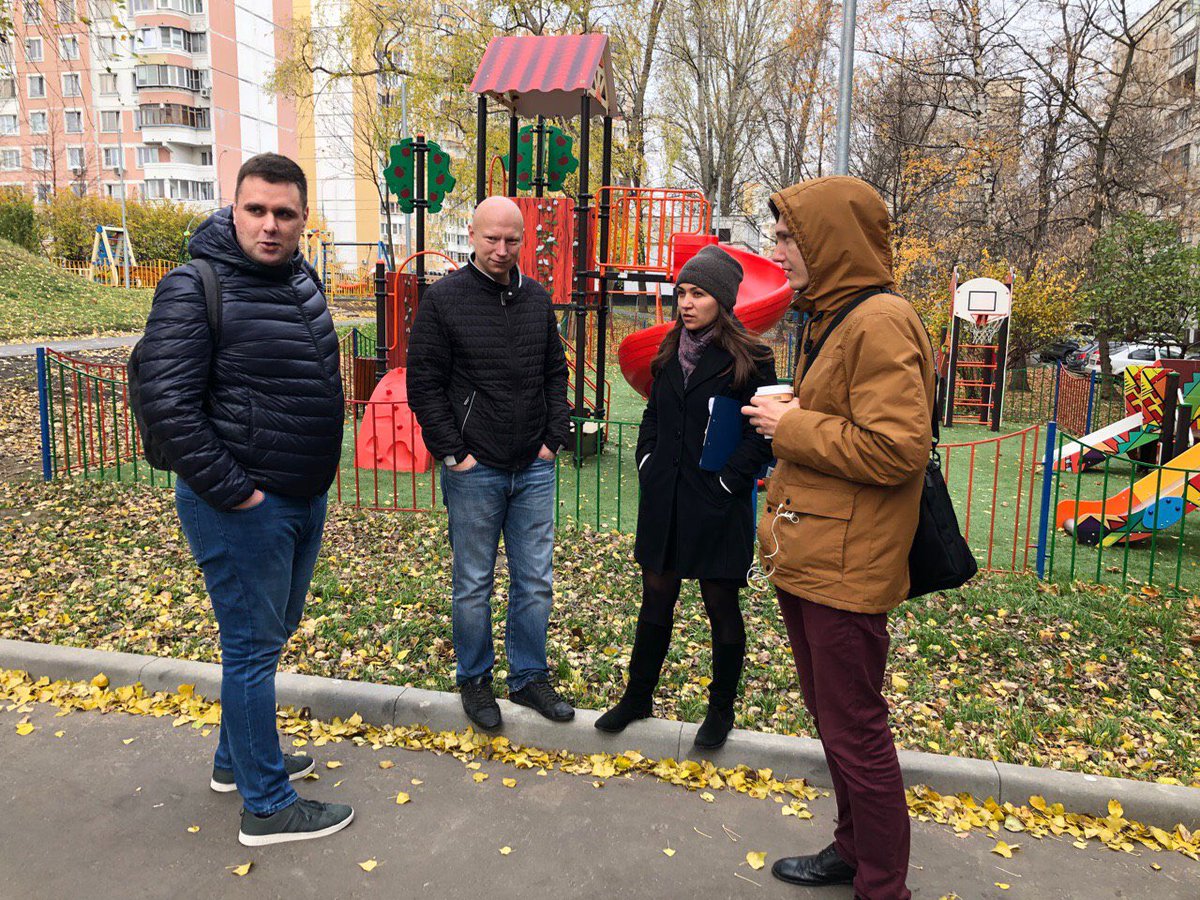 штаб зюзино. муниципалитет зюзино. парк зюзино. зал совет ветеранов. храм священномученика ермогена в москве.