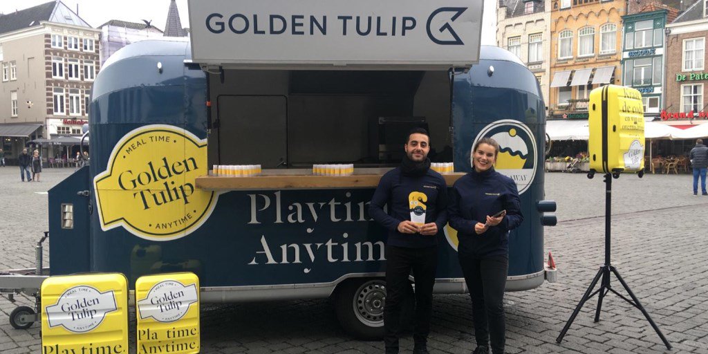 Zondag stond deze promotie Foodtruck van <a href="/Golden/">Golden</a> Tulip Benelux voor onze deur. Bedankt <a href="/Activation/">Activation</a> Heroes voor jullie dreamteam 👍😁 #goldentulipbenelux #goldentuliphotelcentral #goldentulipdenbosch #marktDenbosch #foodtruck #centrumDenbosch #bezoekdenbosch #nachtjeslapen