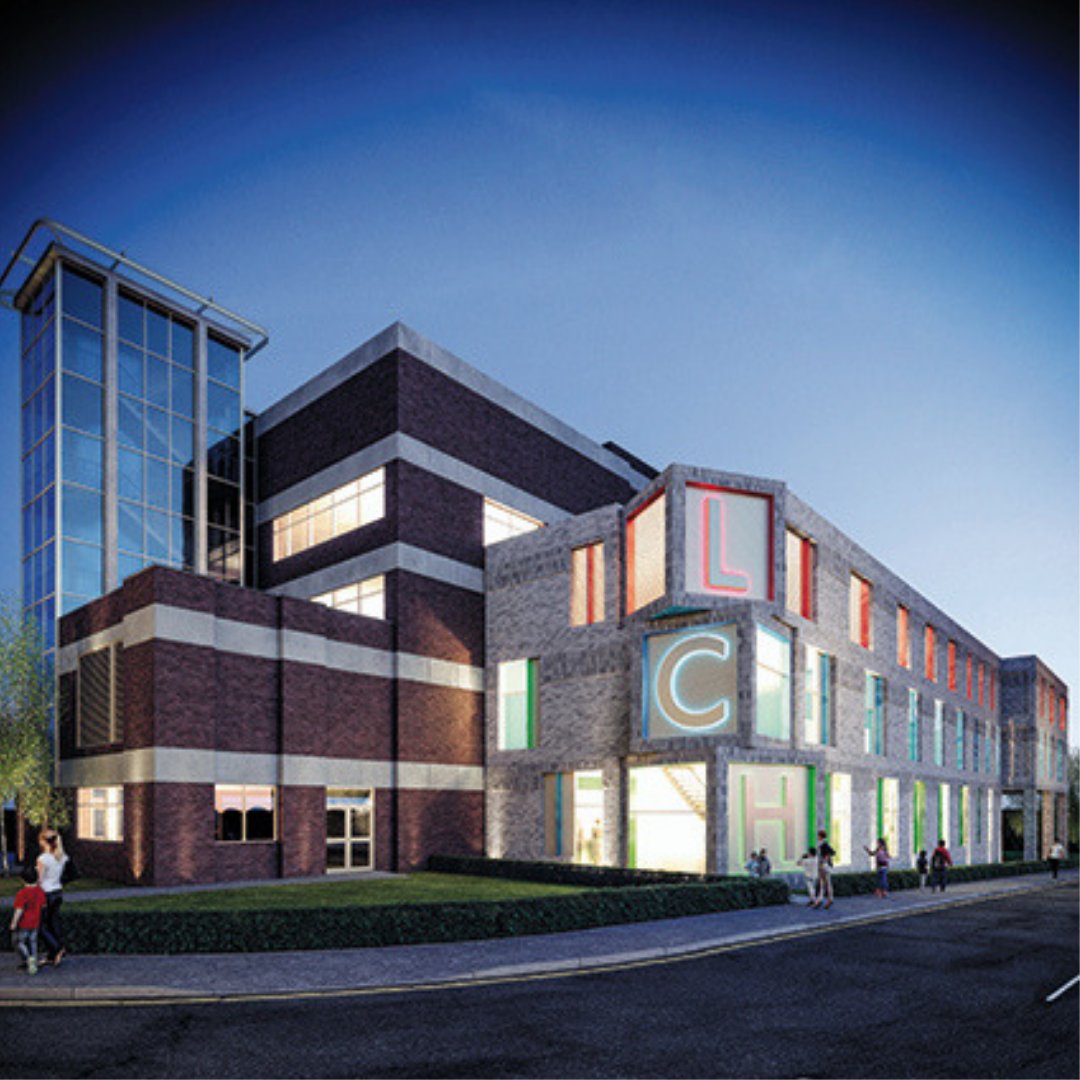 Leic_hospital's tweet photo. We are pleased to announce that both intensive care units at our Childrens’ Hospital are to be named after Leicester City’s late chairman Vichai Srivaddhanaprabha. The naming decision has been taken by our charity in recognition of the £2m donation he made to the project.💙 https://t.co/g1NW9xW3Iw