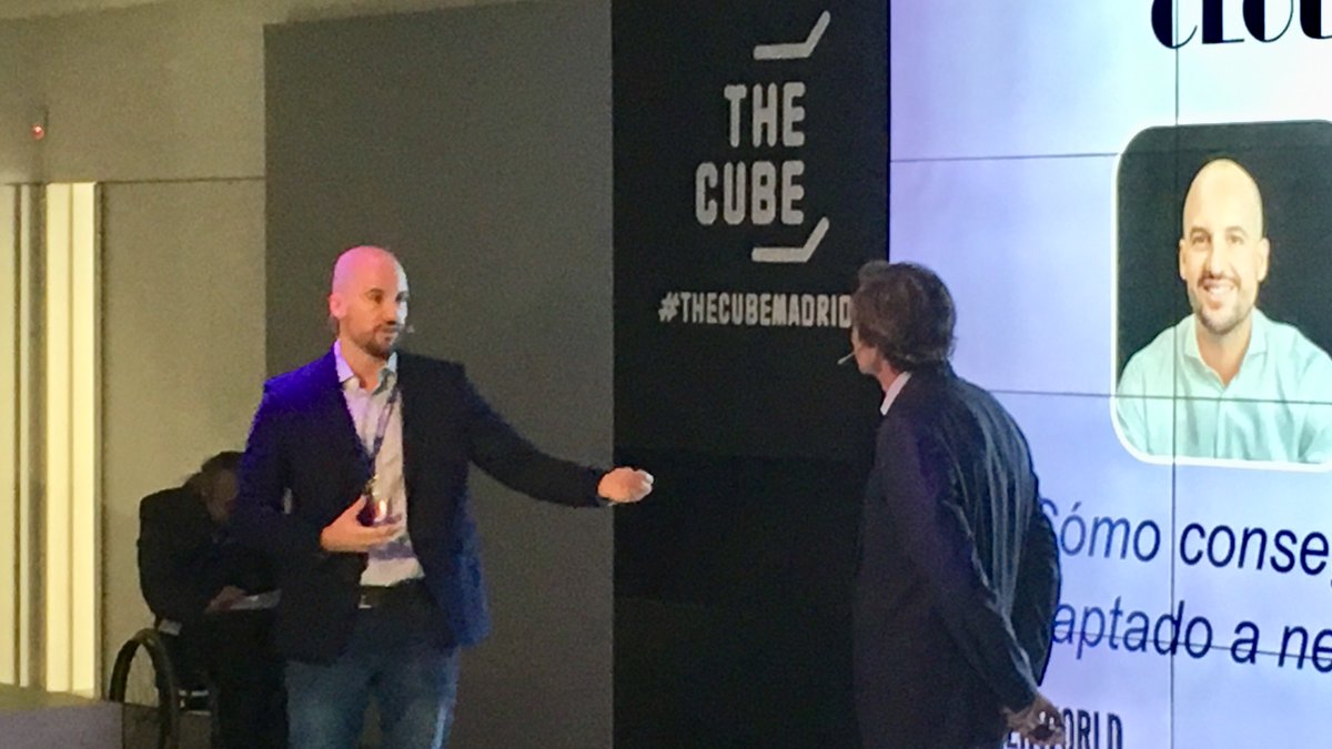 ComputerworldES's tweet photo. @IDGResearch_ES @AlbertoRRodas @SophosIberia @rubrikInc @Capgemini_ES @marco_blanco_es @PureStorageES @RobertAssink @InterxionSpain @antonio_pizarro @OVHcloud_ES Aprovechamos el paso de @antonio_pizarro por #IDGCloud para recordar esta noticia donde informábamos del anunció de la disponibilidad del servicio de @OVHcloud_ES de Kubernetes administrados en su nube pública. https://t.co/pgyQZjkNIF #CloudComputing https://t.co/IRSxDbLV4B