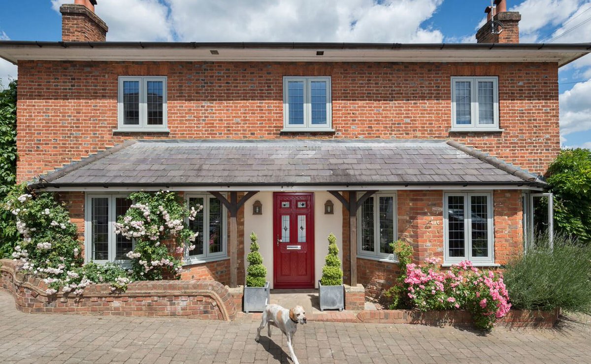 Timeless_Flush's tweet photo. FREE Download

Get your free #TIMELESS Flush Sash Brochure here and find more about our stunning range of Timber Alternative windows and doors.

Click: https://t.co/PttMCen2Di  
Call FREE on  08009 533633
#FlushSash #TimberLike #TimberLook #TimberAlternative #Windows https://t.co/6srKDvh3ql