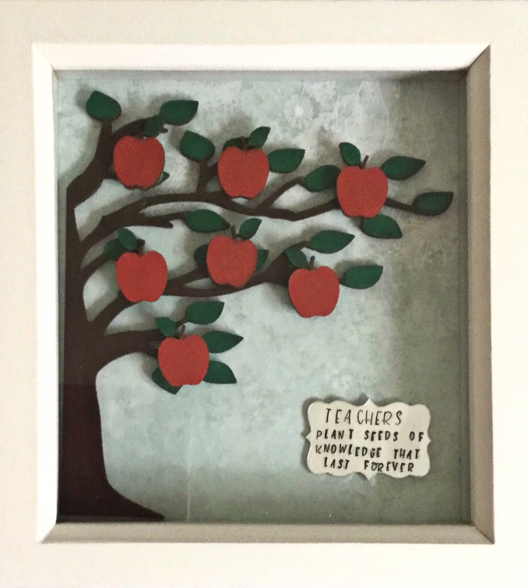 DesignedbyEsme's tweet image. Teacher gift deep box frame. etsy.me/2Pablim  #teachergift #teacherstransformlives #deepboxframe #CraftBizParty #craftbuzz #HandmadeHour #HandmadeInUK #etsyshop #etsygifts #handstampedgift #craftbizparty #eshopsUK #etsychaching #etsyuk