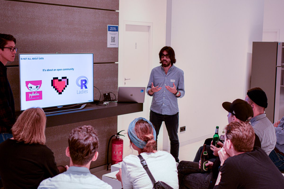 td_reply's tweet photo. Thanks all participants for coming to our #DataNightOut at the Experience One HQ in Berlin! We hope that you had as much fun as we had and got empowered to use #Data for #SocialGood. See you next time! #ProBono #ProData #DataLove #ExperienceOne https://t.co/XkJdADKI2E