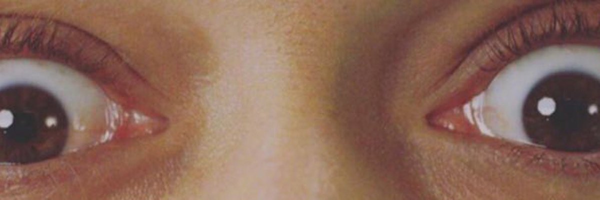 _sullyvald's tweet photo. « En fait, l'histoire est plus complexe, c't'a dire que l'mec a dit : "Wesh", mais il a pas regardé dans les yeux, les yeux, c'est le reflet de l'âme, donc, frelon, quand tu dis : "Wesh", faut regarder dans les yeux » 👀
#NQNT2 #Bonjour #VALDlyrics @vald_ld https://t.co/RrvcistmDm
