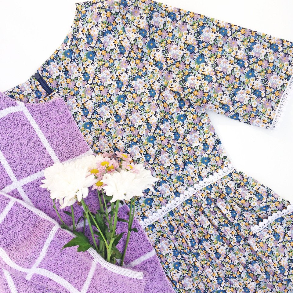 Laura's beautiful 'Libby B' dress.  The Libby B fabric is such a sweet small floral pictures a field of hand-drawn daisies in fun colours - see the sewing project on the blog alicecaroline.com/blog