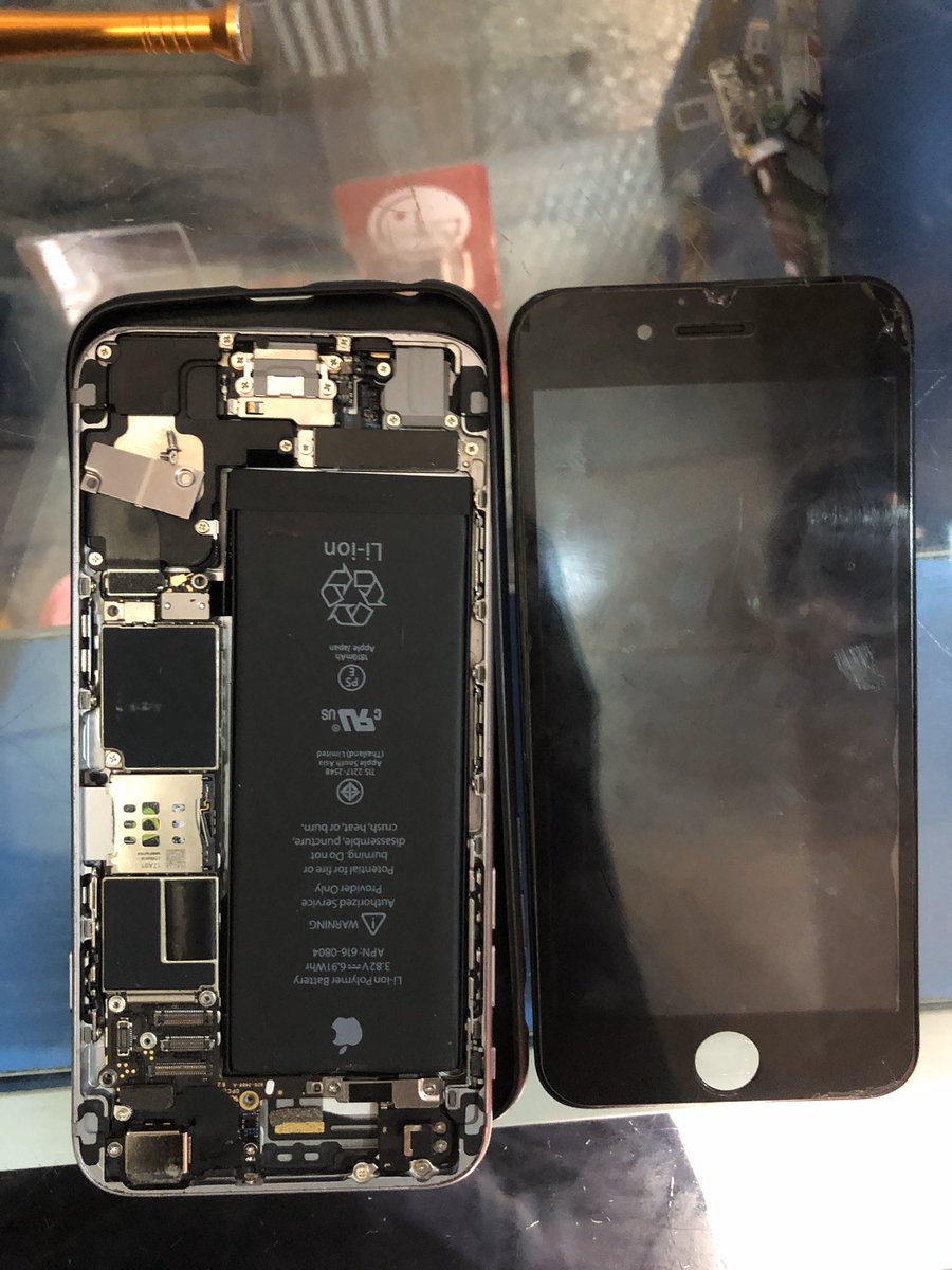 gadgetlabng's tweet photo. iPhone 6 Screen Replacement in less than 20mins. 
Trust us to deliver quality service. 
#gadgetlabng #phonerepair #abuja #gadgets #iphone https://t.co/Z6H1UBgqse